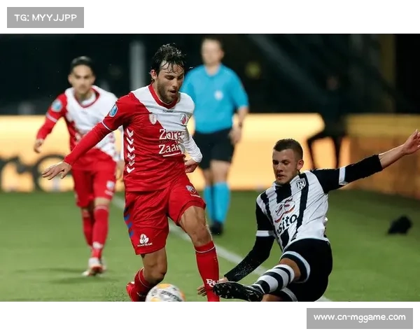 赫拉克勒斯2-0客胜兹沃勒,逃离降级区