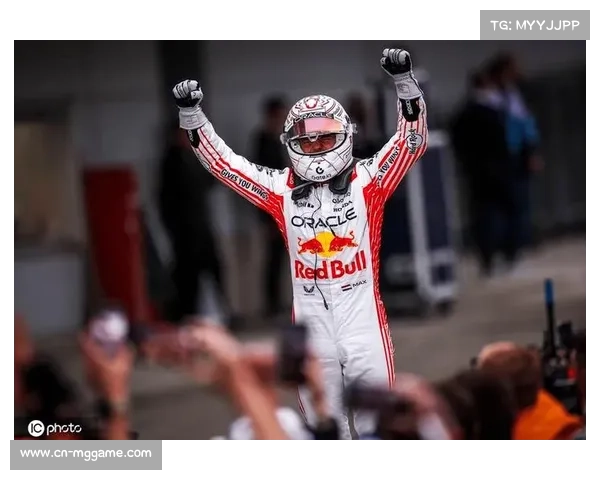 日本铃鹿站:维斯塔潘逆转夺冠,积分榜与拉塞尔差距缩小